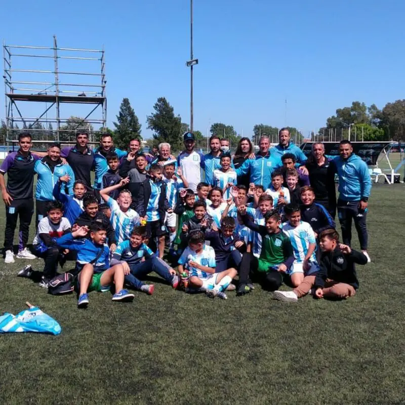 Racing campeón en Infantiles