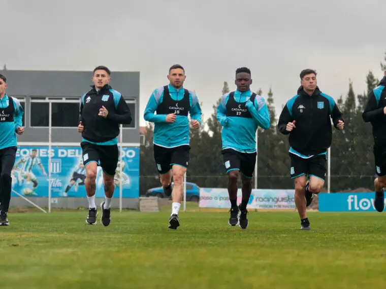 La formación de Racing con Godoy Cruz