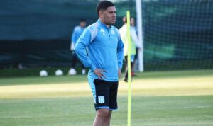 El posible cambio de esquema que tendrá Racing con Paranaense