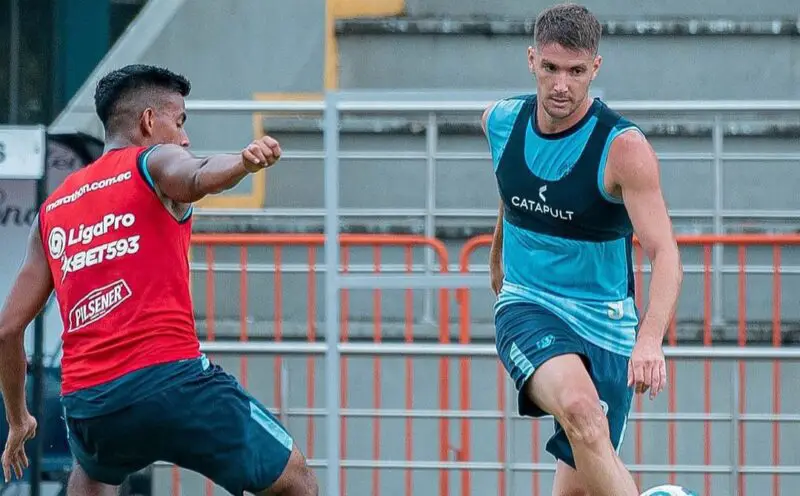 Racing hermano Vietto Federico