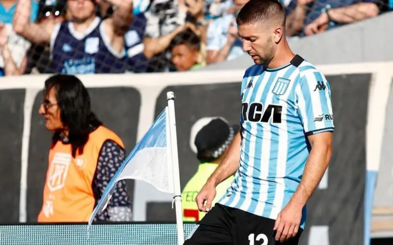 Vietto en Racing con Corinthians