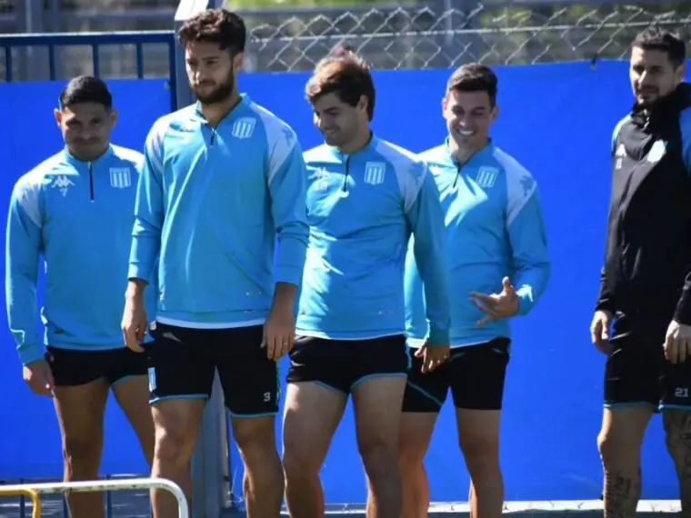 La formación de Racing con Corinthians