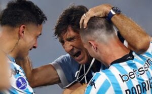 El curioso perdón que pidió Costas en Racing por su elección