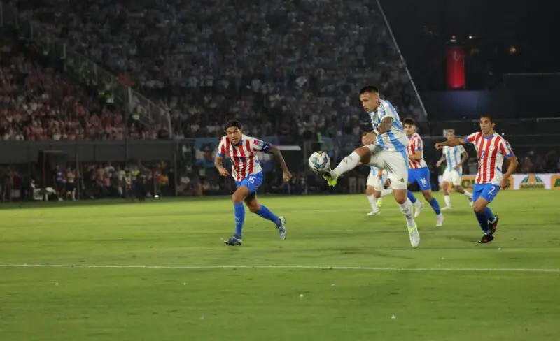 Racing Lautaro Selección Maradona