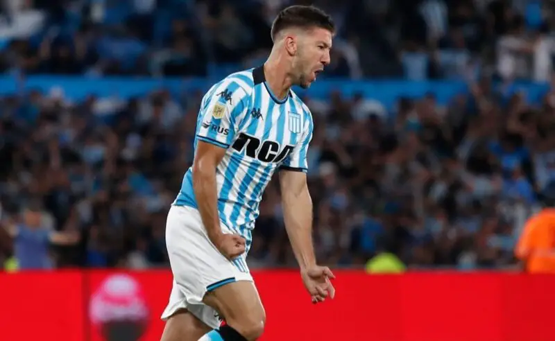 Formación Racing contra Central Córdoba con Vietto