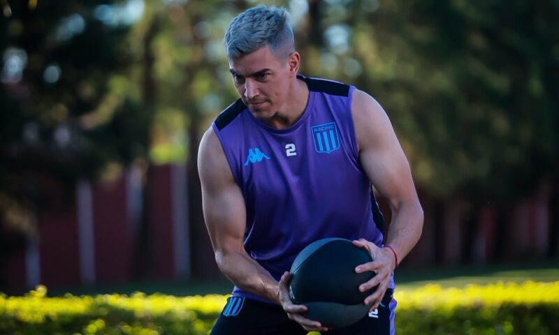 Agustín García Basso en Racing sigue lesionado