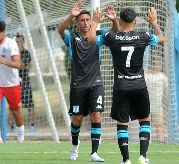 Racing empató y ganó en amistosos ante un rival internacional