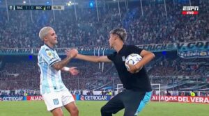 Un alcanzapelotas de Racing otra vez clave, ahora con Boca