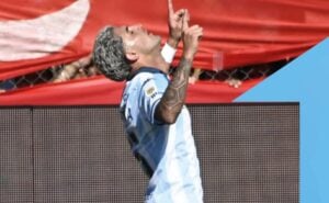 Racing no liquidó el clásico en el PT y lo empató