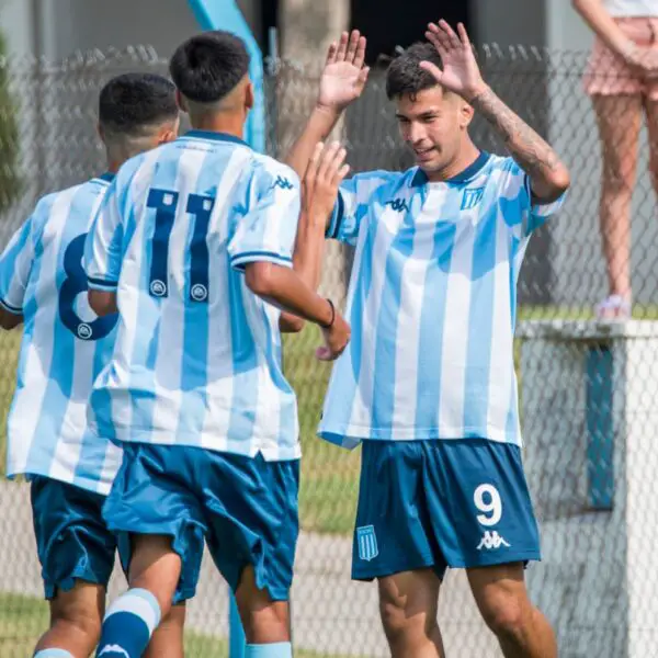 Buena cosecha de Racing ante Deportivo Riestra